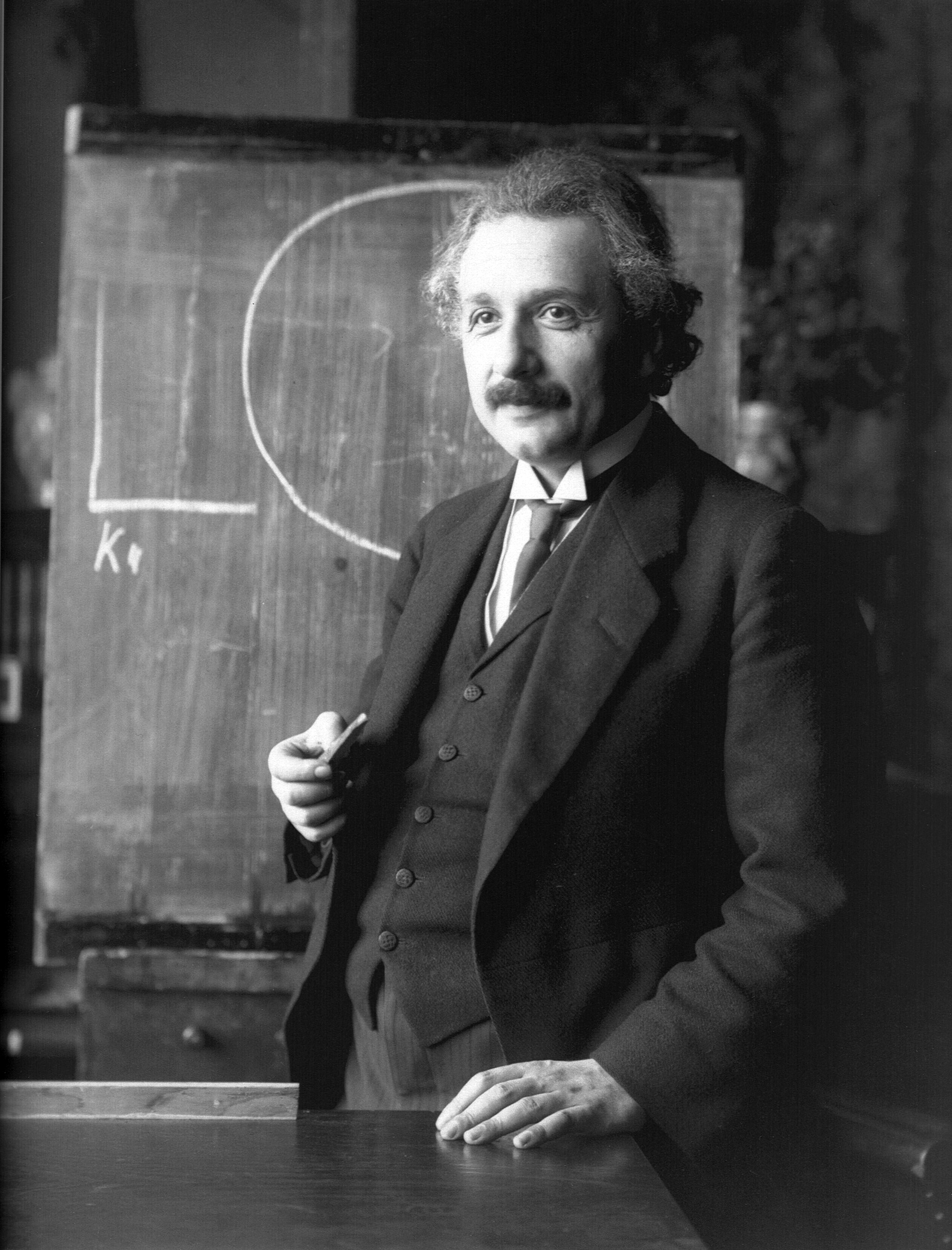 Albert Einstein'ın çalışmaları, ününü artıran keşifleri bulmak için yaratıcılık gerektiriyordu.