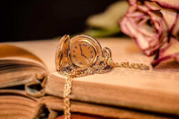 Harnessing The Power Of Time In Your Storytelling