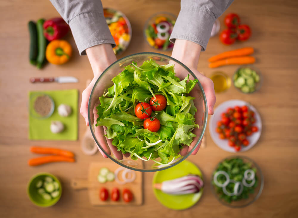 Argomenti del saggio informativo: i benefici per la salute del vegetarismo