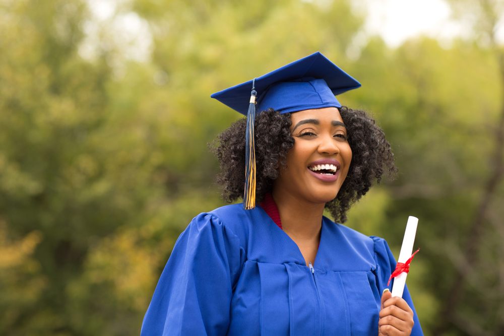 ¿Por qué escribir un trabajo de tesis? Para graduarse, obtener honores y ser un erudito