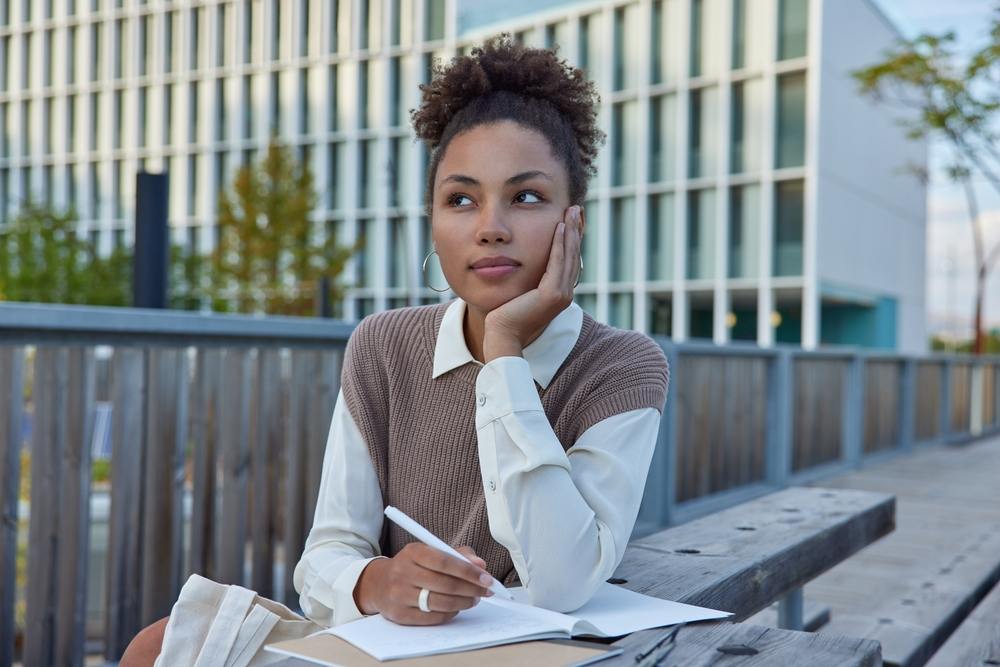 Essais sur l'écriture d'essais : pourquoi écrivons-nous des essais ?