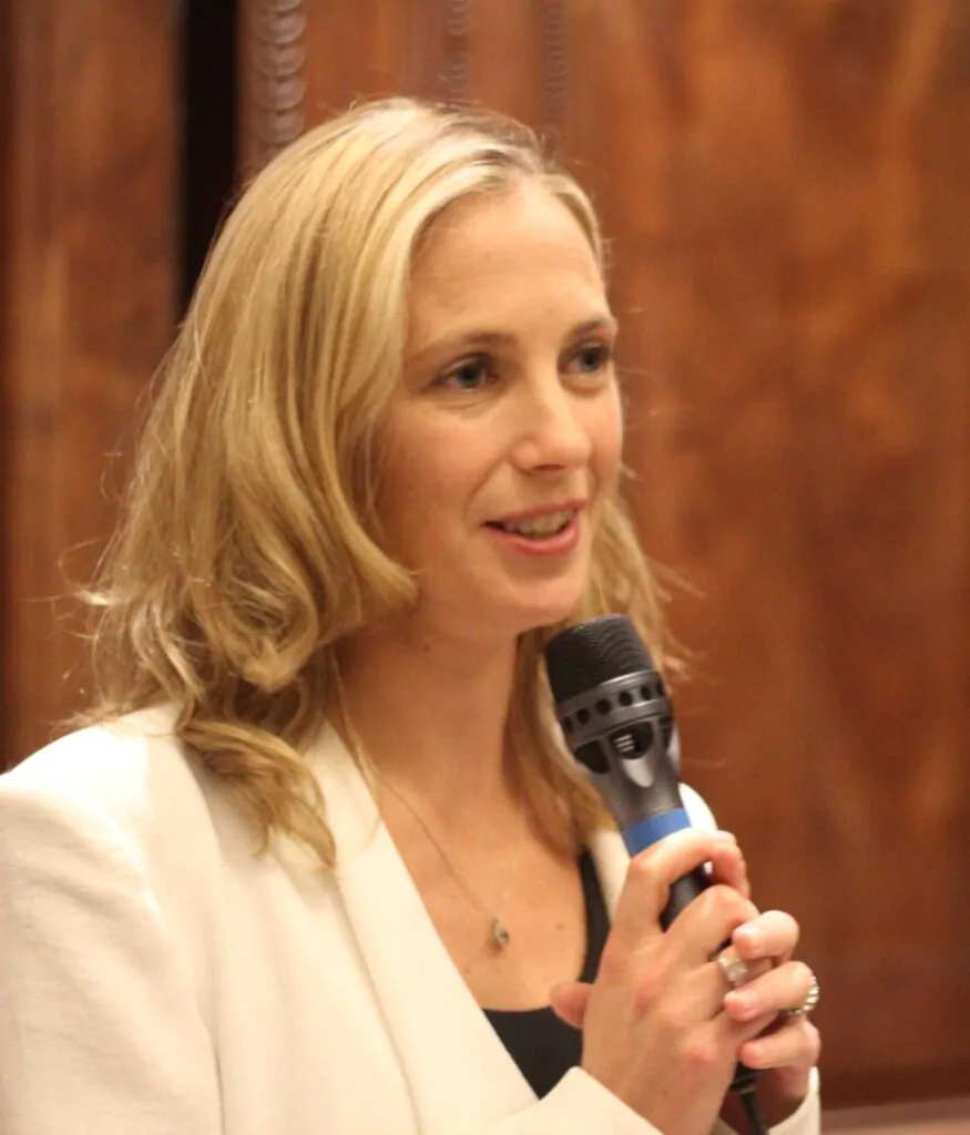 lauren weisberger