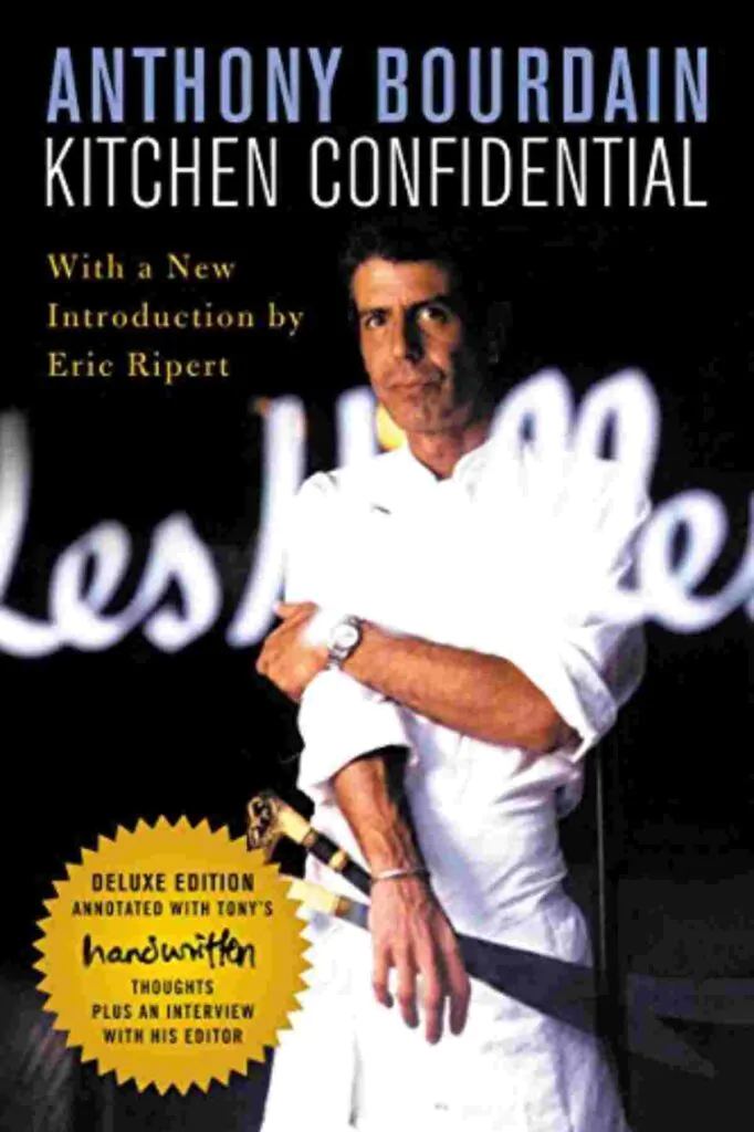 Okładka książki Kitchen Confidential autorstwa Anthony'ego Bourdaina